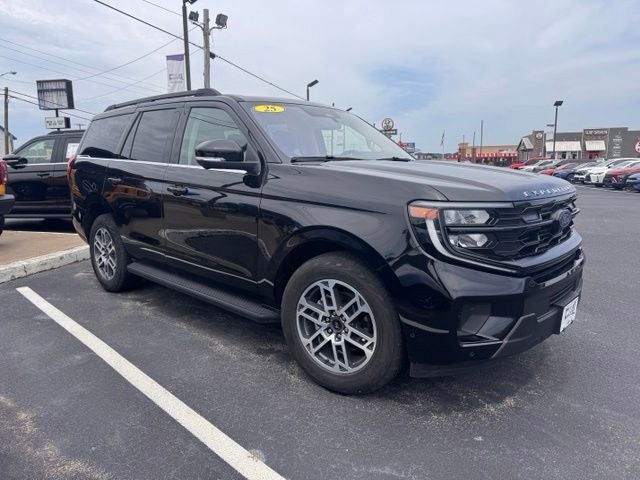 2025 Ford Expedition Active in Black Metallic — front three-quarter view